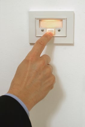 DIY Central How To Install a Wireless Doorbell System Circuit Diagram